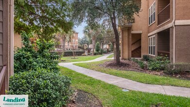 8989 West Rd in Houston, TX - Building Photo - Building Photo