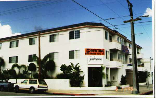 Julieann Apartments in San Pedro, CA - Building Photo