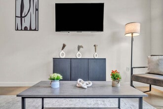 2189 Cornell Rd, Unit ID1386541P in Cleveland, OH - Foto de edificio - Building Photo