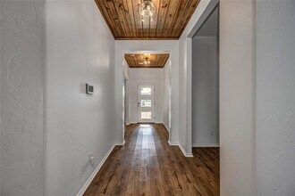 8516 Gibbs Dr in Oklahoma City, OK - Building Photo - Building Photo
