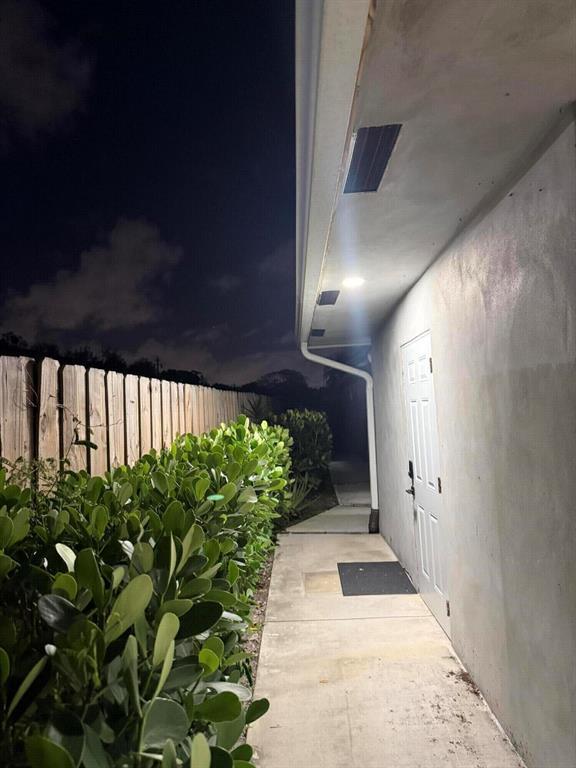 6711 Cody St, Unit Efficiency in Hollywood, FL - Building Photo - Building Photo