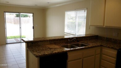 13568 E Quail Summit Rd in Moorpark, CA - Building Photo - Building Photo