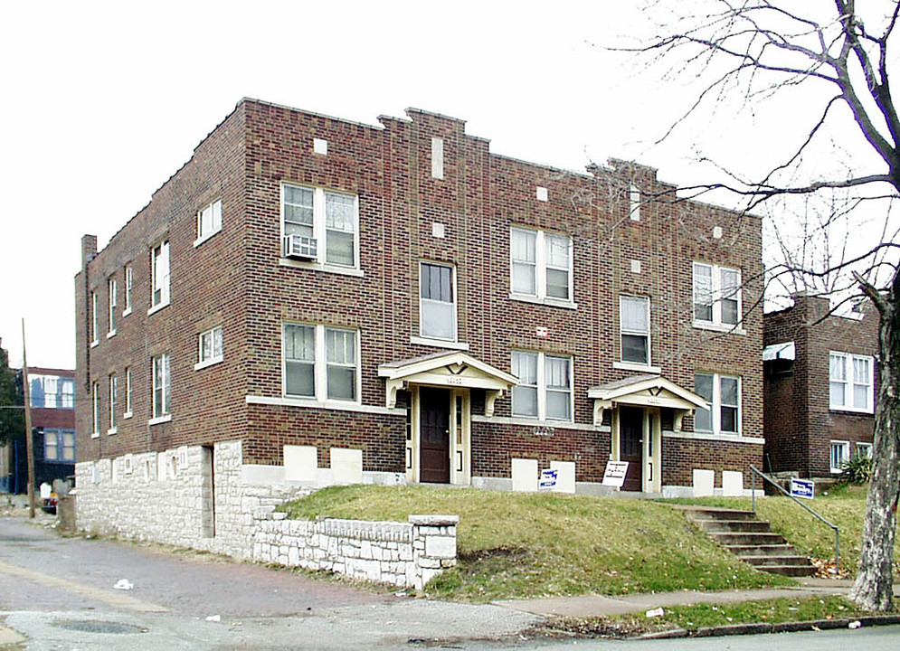 2241-2243 California Ave in St. Louis, MO - Building Photo