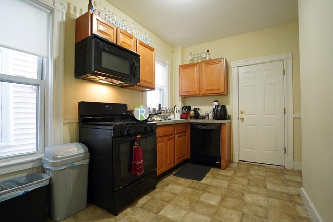 795 Columbia Rd in Boston, MA - Building Photo - Building Photo