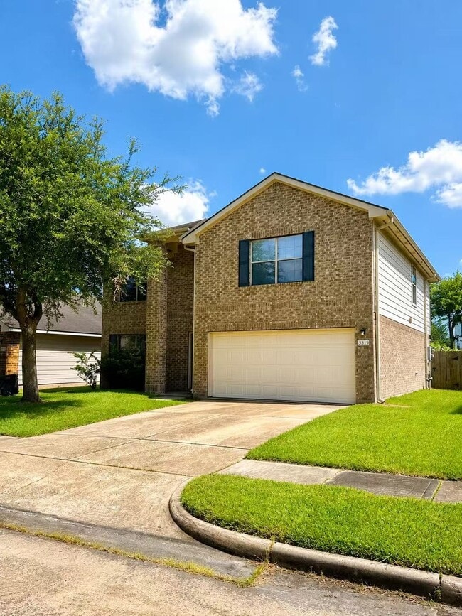 3519 Benjamin Franklin Ln