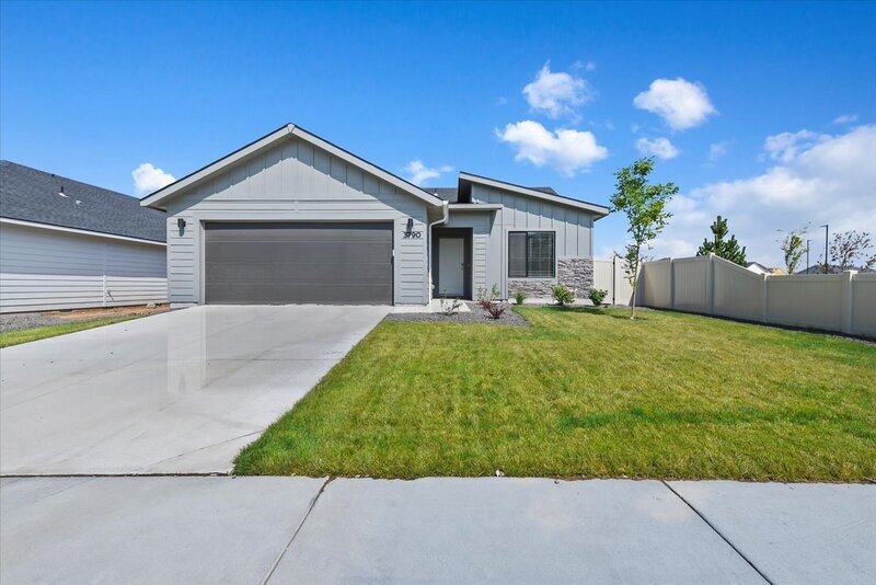 3790 W Tribute St in Meridian, ID - Building Photo