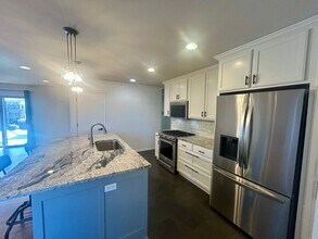 1042 E 37th St in Tulsa, OK - Building Photo - Building Photo