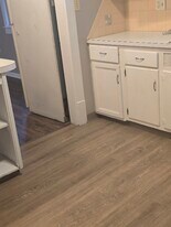 2543 Mahoning Rd NE in Canton, OH - Building Photo