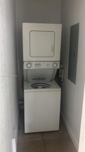 4174 NW 79th Ave in Doral, FL - Building Photo - Building Photo