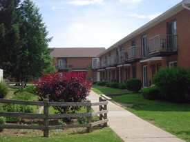 Aston Glen Apartments