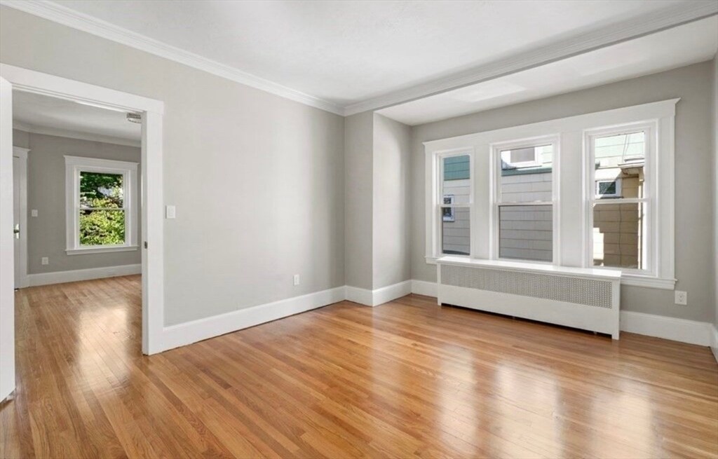 142 Powder House Blvd in Somerville, MA - Building Photo