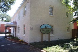 Church Hill Apartments in Mobile, AL - Building Photo - Building Photo