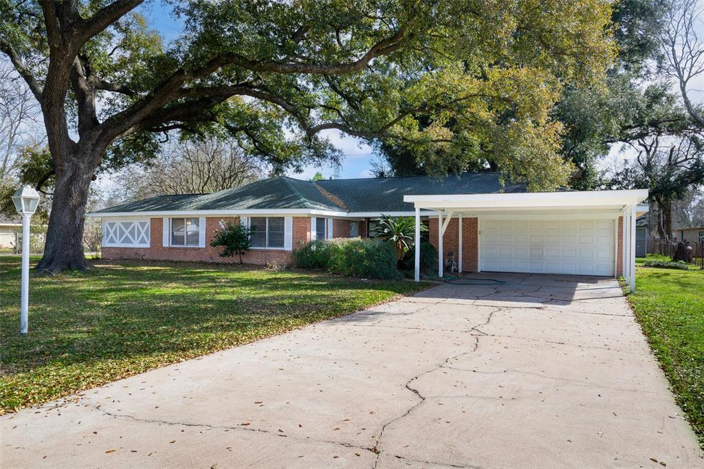 9001 Friendship Rd in Houston, TX - Building Photo