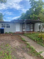 2827 Riddle Dr in Winter Park, FL - Building Photo