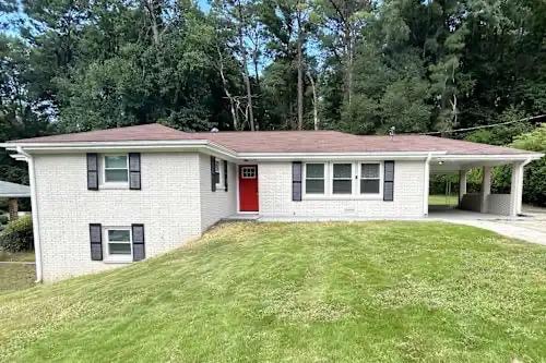 1688 Mary Lou Ln SE
