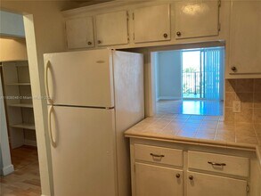 1000 Michigan Ave in Miami Beach, FL - Building Photo - Building Photo