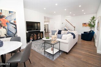 4 Van Buren St in Ballston Spa, NY - Building Photo - Building Photo