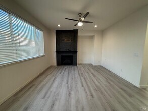 5104 Day Dr in Fairfield, CA - Building Photo - Building Photo