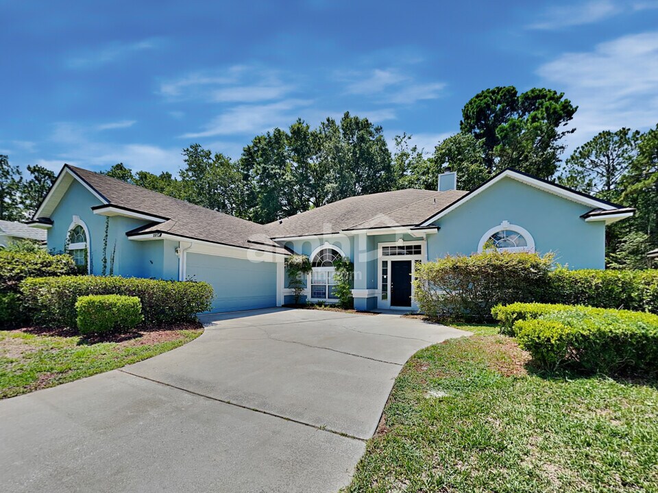 357 Maplewood Dr in Jacksonville, FL - Building Photo