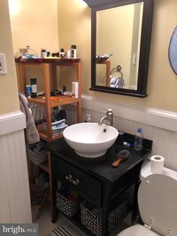 820 S Washington St photo'