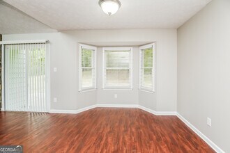 120 Hearth Way in Fairburn, GA - Building Photo - Building Photo