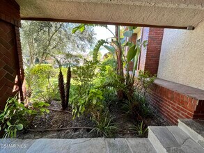 29160 Oakpath Dr in Agoura Hills, CA - Building Photo - Building Photo