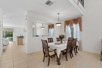 315 Berenger Walk in Royal Palm Beach, FL - Building Photo - Building Photo
