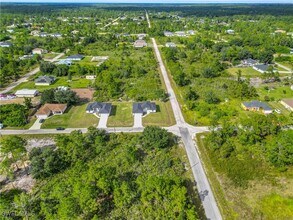 100 W 11th St in Lehigh Acres, FL - Building Photo - Building Photo