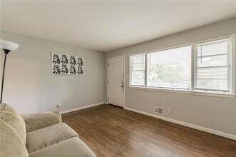 350 Brooks Ave SW, Unit 3 in Atlanta, GA - Building Photo - Building Photo