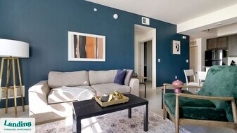 4985 Eastwood Greens St, Unit 11-204 in Ft. Myers, FL - Building Photo