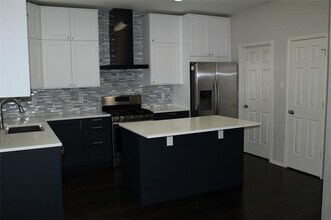 2232 Chasefield Dr in Plano, TX - Building Photo - Building Photo