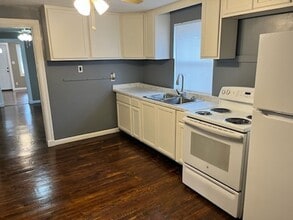 1816 Glade St in Nashville, TN - Building Photo - Building Photo