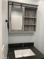 10231 Fernglen Ave in Los Angeles, CA - Building Photo