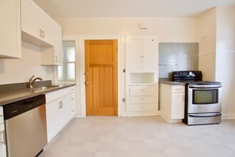 6406-6414 32nd Ave NW in Seattle, WA - Building Photo - Building Photo