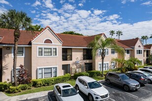 Biscayne Beach Club in Miami, FL - Building Photo