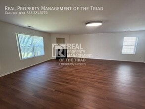 4547 Brimmer Pl Dr in Kernersville, NC - Building Photo - Building Photo