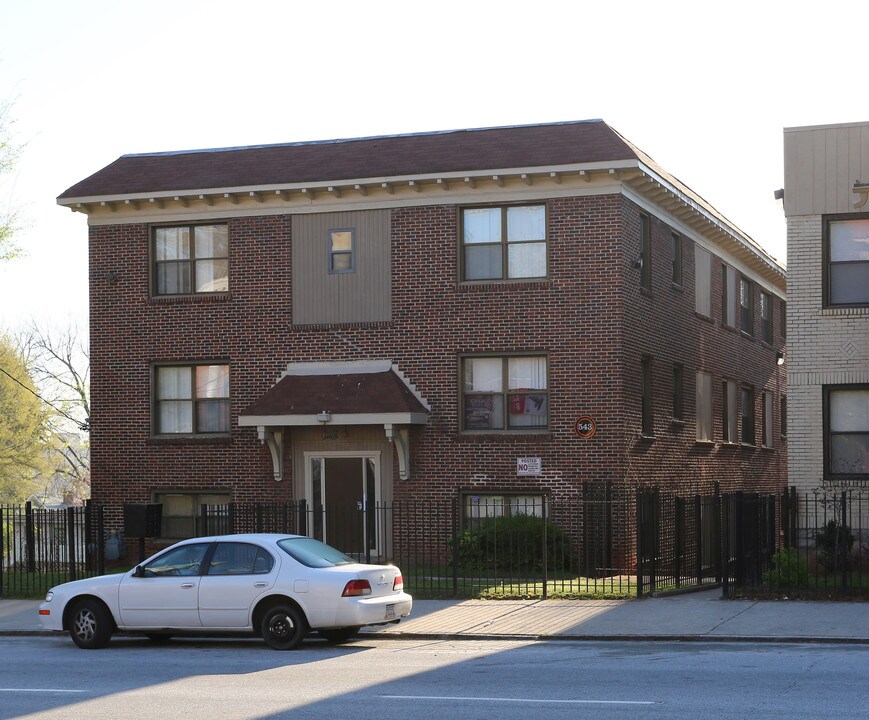 543 NE Boulevard in Atlanta, GA - Building Photo