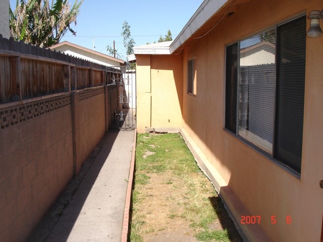 13767 La Pat Pl in Westminster, CA - Building Photo - Building Photo