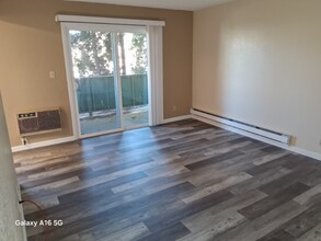 3905 Clear Acre Ln in Reno, NV - Building Photo - Building Photo