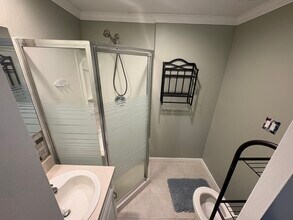 318 Claremont Ave, Unit 1 in West Babylon, NY - Building Photo - Building Photo