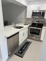 1102 Bahama Bend in Coconut Creek, FL - Building Photo