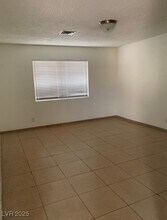 5148 Greene Ln in Las Vegas, NV - Building Photo - Building Photo
