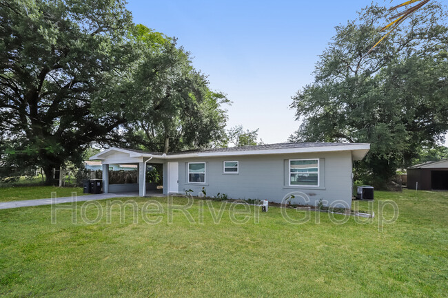 1680 32nd St NW in Winter Haven, FL - Building Photo - Building Photo
