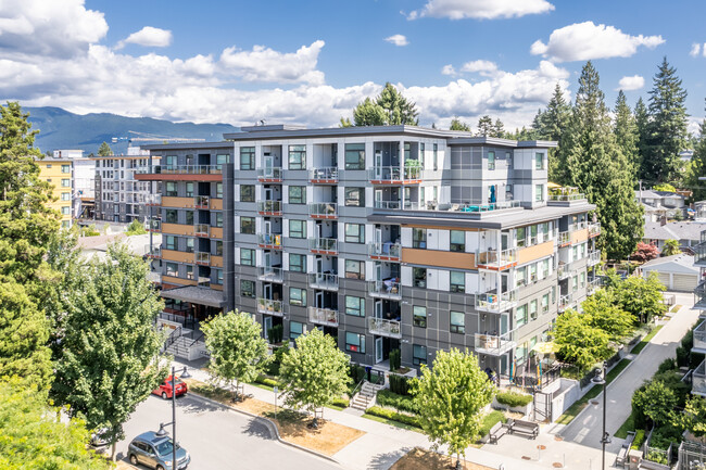 Simon 2 in Coquitlam, BC - Building Photo - Building Photo