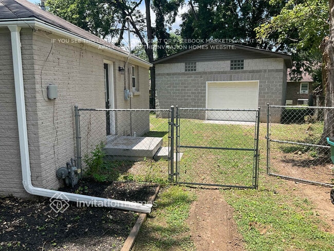 890 Idlewild Dr in Nashville, TN - Building Photo - Building Photo
