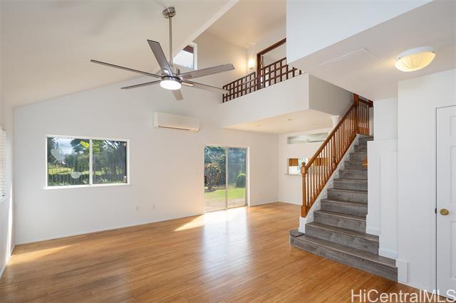 94-1082B Kikepa St in Waipahu, HI - Building Photo