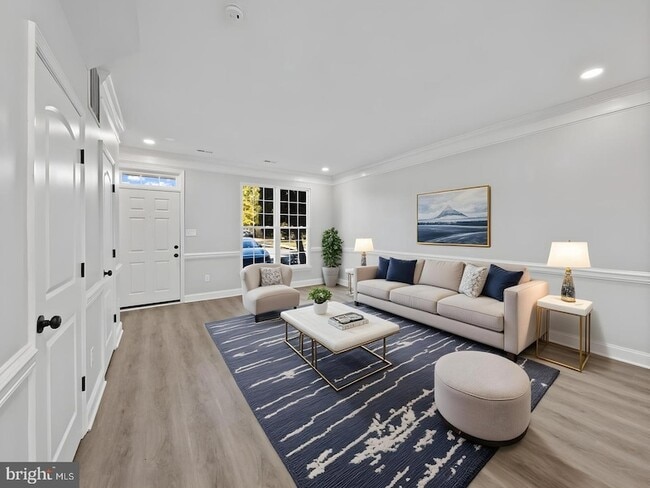 13133 Park Crescent Cir in Herndon, VA - Building Photo - Building Photo