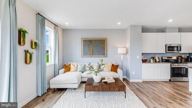 172 Gray Silver Rd in Inwood, WV - Building Photo - Building Photo