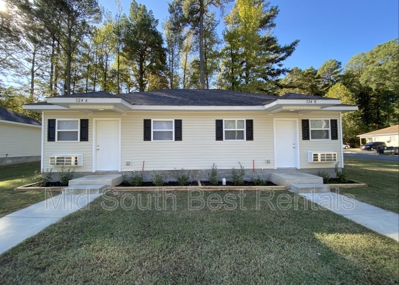 324 Clint Rd in Jacksonville, AR - Building Photo