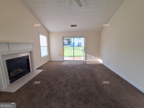 1938 Bertha Ct in Hampton, GA - Building Photo - Building Photo